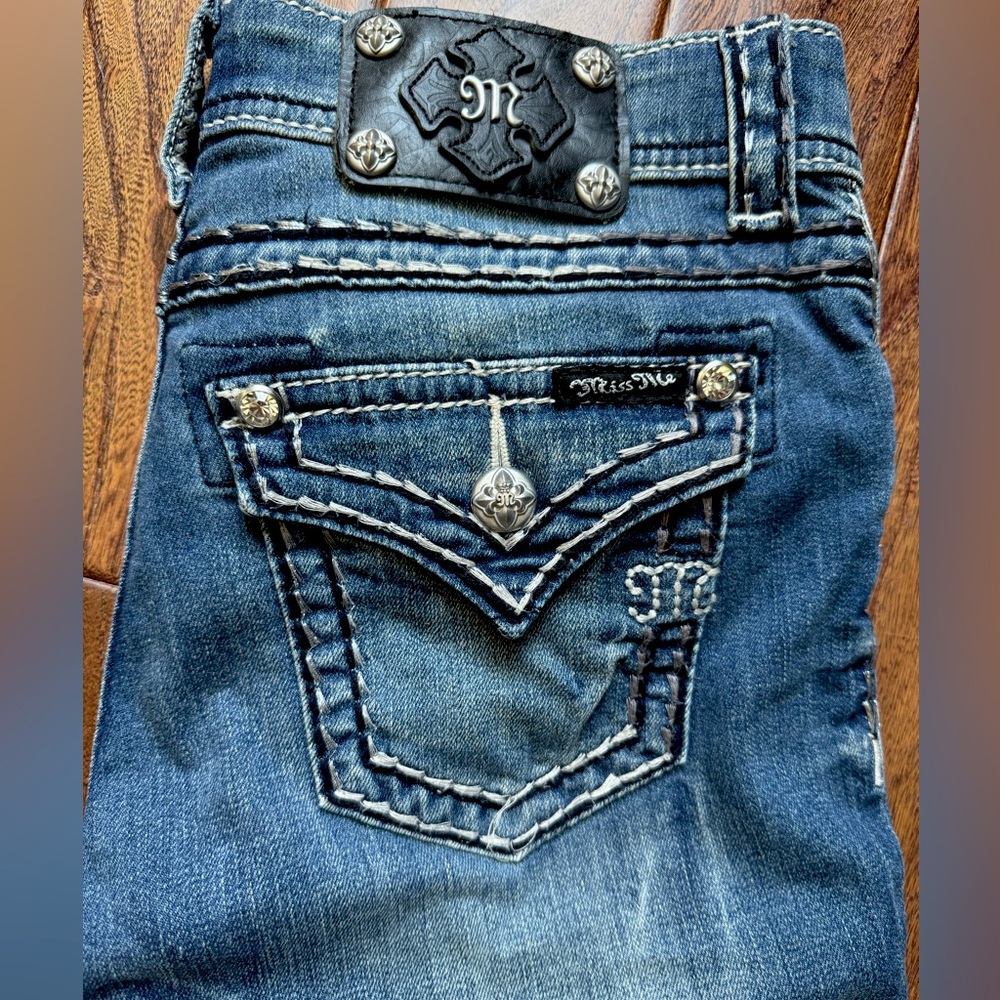 Miss Me Boyfriend Capri Jean Size 25